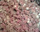 A picture of step 2 of Stuff grape leaves with meat and rice.