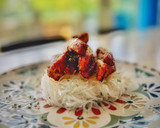 Foto del paso 4 de la receta: Timbal de lomo caramelizado sobre noodles glass