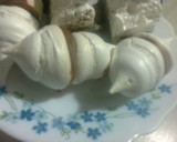 Foto del paso 2 de la receta: Merengues rellenos con dulce de leche