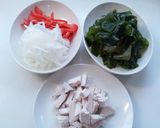 A picture of step 2 of Chicken Ham, Wakame, and Sweet Onion Salad.