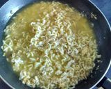 Foto langkah ke 5 dari resep Mie super pedas.