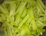 Foto langkah ke 1 dari resep Tumis Labu Siam Tempe.