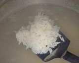 A picture of step 2 of Egg fried rice 🇨🇳🇨🇳.