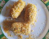 Foto langkah ke 3 dari resep Rice Nugget Sausage with Scrambled Eggs.