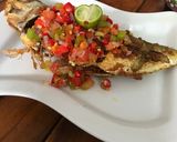 Foto langkah ke 4 dari resep Ikan goreng bumbu kuning sambal dabu-dabu.