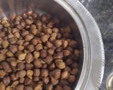 A picture of step 3 of Aloo Tokri Chaat.