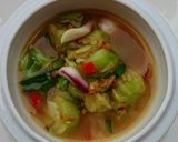A picture of step 4 of Luffa With Dried Shrimp.