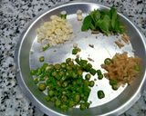 A picture of step 1 of Mumbai's famous popular dish vada pav.