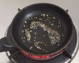 A picture of step 4 of Soyabean Rostie/ Uttapa.