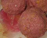 A picture of step 2 of Scotch egg.