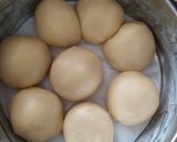 Foto langkah ke 5 dari resep Roti sobek no mixer enak.