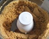 A picture of step 4 of Oil-free Homemade Peanut Butter Made without Water.