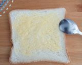 Foto langkah ke 2 dari resep Floss roll abon roti tawar.