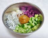 A picture of step 2 of Summertime Chilled Ochazuke (Rice with Tea) with Dashi Stock Granules.