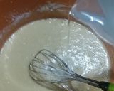 Foto langkah ke 5 dari resep Kembang Goyang Wijen.