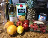 A picture of step 1 of Fruity Sangria.