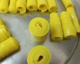 गुजराती रंगीली खांडवी(Gujarati rangeeli Khandvi recipe in Hindi) रेसिपी चरण 11 फोटो