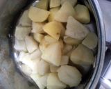 A picture of step 3 of Potato pockets.