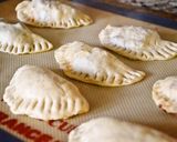 A picture of step 8 of Pastel - A Brazilian Dish Easily Made at Home.