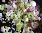 Foto del paso 4 de la receta: Bulgur vegano de verdeo con manzana y pipas de girasol