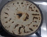 જુવાર- બાજરાનો રોટલો (Jowar Bajro Rotlo Recipe in Gujarati) રેસીપી સ્ટેપ4ફોટો