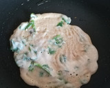 Foto del paso 3 de la receta: Crêpes de avena y espinacas con salmón