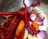 Foto langkah ke 1 dari resep Sambal Roa.
