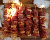 Pas rețetă Frigărui de porc și legume cu sos picant 2 fotografie