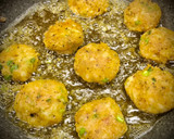 Foto del paso 5 de la receta: Aloo Tikki —Croquetas de patata indias—
