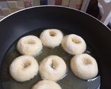 Foto langkah ke 5 dari resep Donat Menul.
