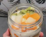 Foto langkah ke 2 dari resep Fruit Parfait Yoghurt Sehat.