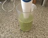Foto del paso 2 de la receta: Salsa de hierbas para aderezar ensaladas