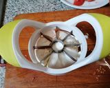 A picture of step 4 of Caprese Rose.