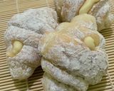 Foto langkah ke 7 dari resep Donat Bentuk Croissant.