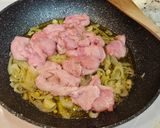 Foto del paso 3 de la receta: Mollejas de cordero encebolladas