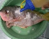 Foto langkah ke 1 dari resep Ikan Panggang Bumbu Simpel.
