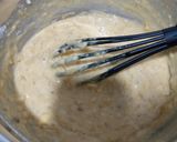 Foto langkah ke 3 dari resep Bolu Pisang Kukus No Mixer.