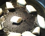 A picture of step 2 of Banana and eggs breakfast.