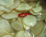 A picture of step 5 of Honey Ginger Ale.