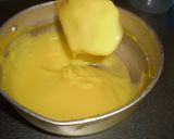 A picture of step 4 of Orange Custard Cream.
