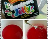 A picture of step 1 of Ladybirds Jelly Cakes ..