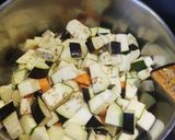 Foto del paso 3 de la receta: Guiso vegano en salsa de tomate