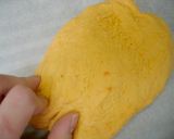 A picture of step 2 of Healthy Carrot Bagels.
