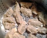A picture of step 1 of steam dumpling sauce.