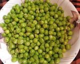 মটরশুঁটি মাছ(পেঁয়াজ বিহীন) (matarshuti mach recipe in Bengali) রেসিপির ধাপ 2 ছবি