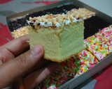 Foto langkah ke 8 dari resep Cake Potong Super Moist.
