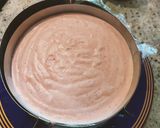 Une image de l'étape 13 de Bavarois aux fraises et coulis de myrtilles.