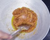 A picture of step 5 of Besan Halwa.