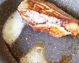 A picture of step 3 of Salad-Style Beef Tataki (Seared Beef).