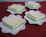 A picture of step 23 of Easy Tri-Colored Diamond-Shaped Bavarois.